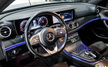 Mercedes-Benz E-Класс, 2019 год, 3 929 000 рублей, 12 фотография