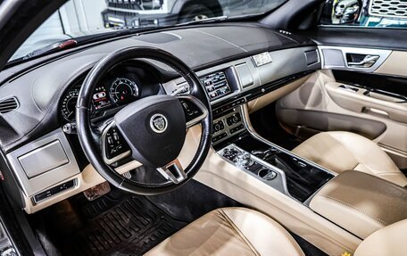 Jaguar XF I рестайлинг, 2013 год, 2 239 000 рублей, 12 фотография