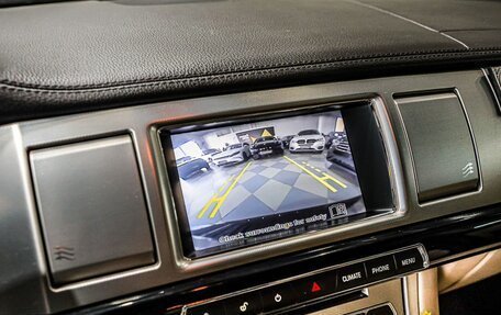 Jaguar XF I рестайлинг, 2013 год, 2 239 000 рублей, 13 фотография