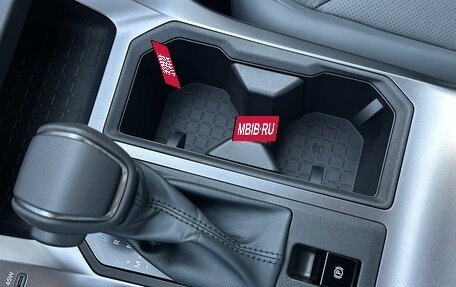 Toyota RAV4, 2025 год, 4 890 000 рублей, 16 фотография