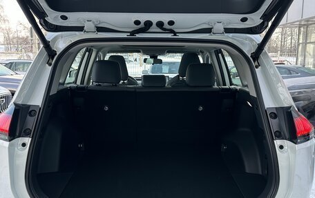 Toyota RAV4, 2025 год, 4 890 000 рублей, 23 фотография