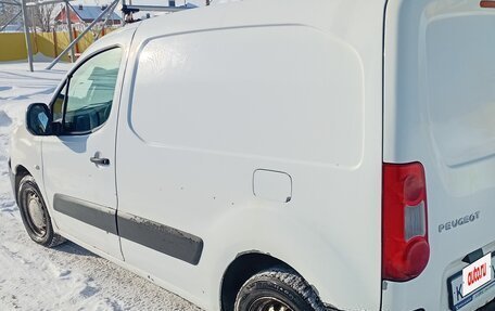 Peugeot Partner II рестайлинг 2, 2011 год, 370 000 рублей, 5 фотография