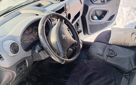 Peugeot Partner II рестайлинг 2, 2011 год, 370 000 рублей, 11 фотография