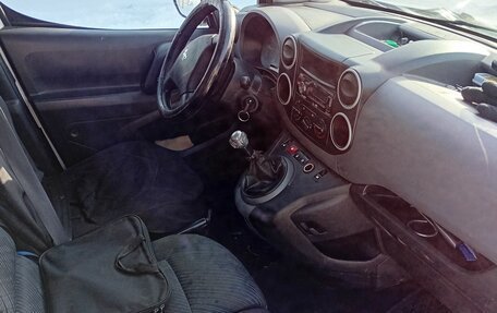 Peugeot Partner II рестайлинг 2, 2011 год, 370 000 рублей, 9 фотография