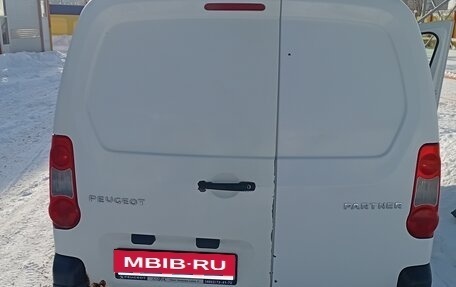 Peugeot Partner II рестайлинг 2, 2011 год, 370 000 рублей, 6 фотография