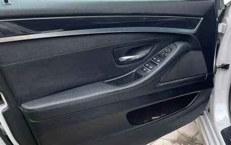 BMW 5 серия, 2016 год, 2 390 000 рублей, 6 фотография