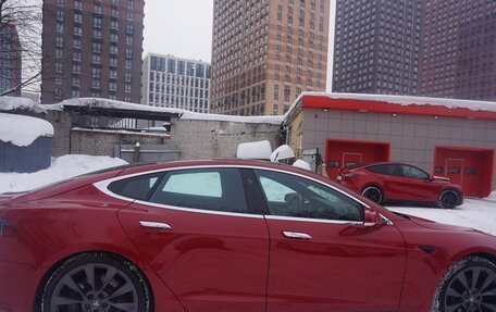 Tesla Model S I, 2020 год, 3 000 000 рублей, 2 фотография