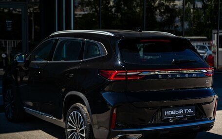 CheryExeed TXL, 2024 год, 3 930 000 рублей, 8 фотография