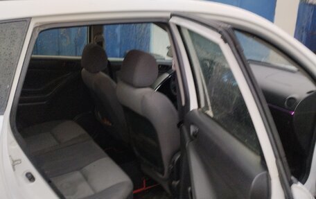 Pontiac Vibe II, 2002 год, 280 000 рублей, 9 фотография