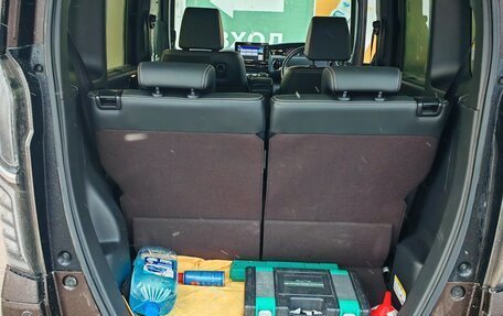 Honda N-BOX II, 2018 год, 1 050 000 рублей, 4 фотография