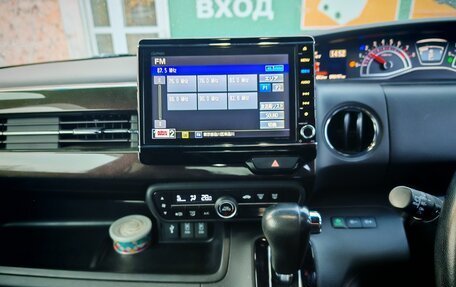 Honda N-BOX II, 2018 год, 1 050 000 рублей, 6 фотография