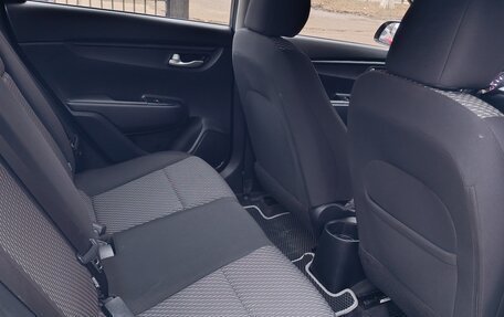 KIA Rio IV, 2018 год, 1 449 990 рублей, 10 фотография