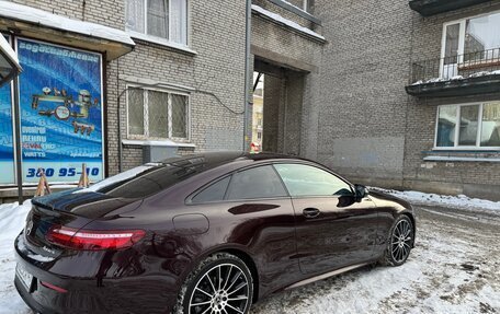 Mercedes-Benz E-Класс, 2019 год, 4 900 000 рублей, 4 фотография