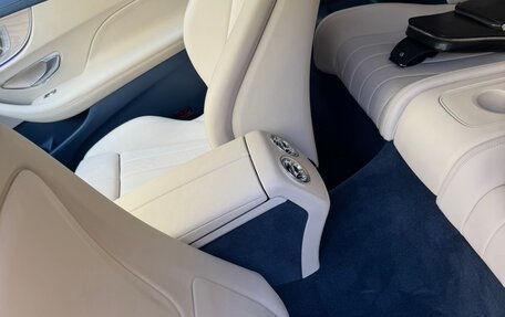 Mercedes-Benz E-Класс, 2019 год, 4 900 000 рублей, 15 фотография