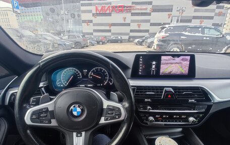 BMW 5 серия, 2019 год, 3 200 000 рублей, 10 фотография