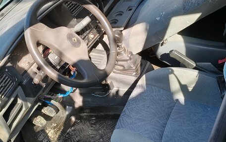 Renault 19 II, 2000 год, 70 000 рублей, 5 фотография