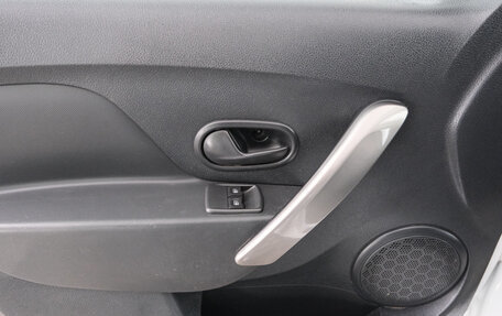 Renault Sandero II рестайлинг, 2017 год, 1 199 000 рублей, 20 фотография