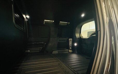 Land Rover Defender II, 2025 год, 17 490 000 рублей, 11 фотография