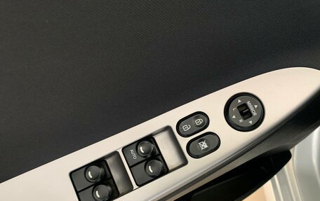 Hyundai Solaris II рестайлинг, 2016 год, 818 000 рублей, 13 фотография