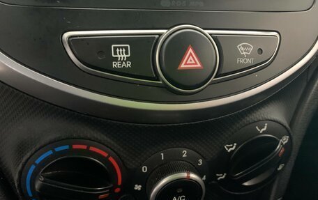 Hyundai Solaris II рестайлинг, 2016 год, 818 000 рублей, 25 фотография