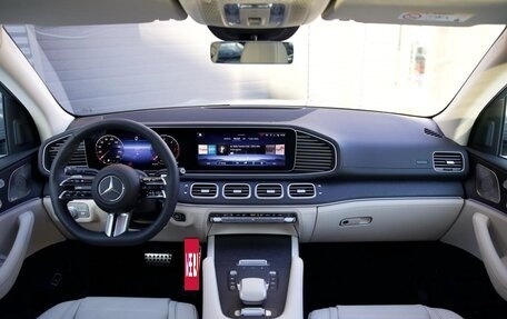 Mercedes-Benz GLS, 2025 год, 17 400 000 рублей, 11 фотография