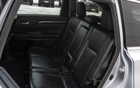 Toyota Highlander III, 2014 год, 3 100 000 рублей, 8 фотография