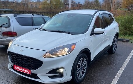 Ford Escape, 2021 год, 2 200 000 рублей, 1 фотография