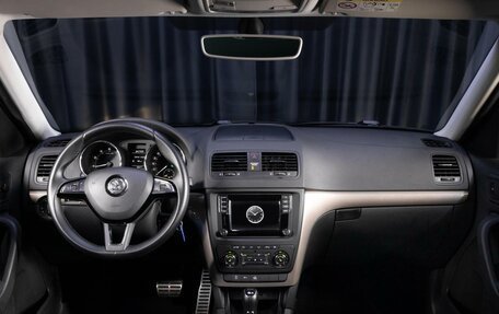 Skoda Yeti I рестайлинг, 2016 год, 1 349 000 рублей, 6 фотография