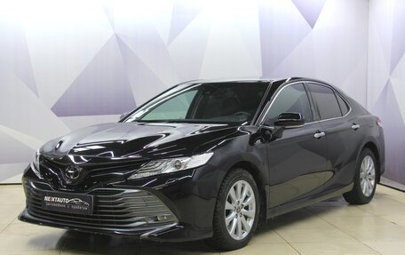 Toyota Camry, 2018 год, 2 650 000 рублей, 7 фотография