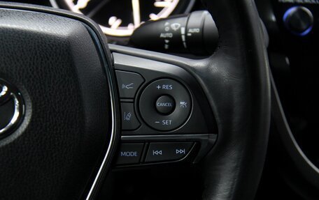 Toyota Camry, 2018 год, 2 650 000 рублей, 21 фотография