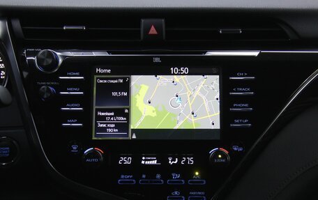 Toyota Camry, 2018 год, 2 650 000 рублей, 23 фотография