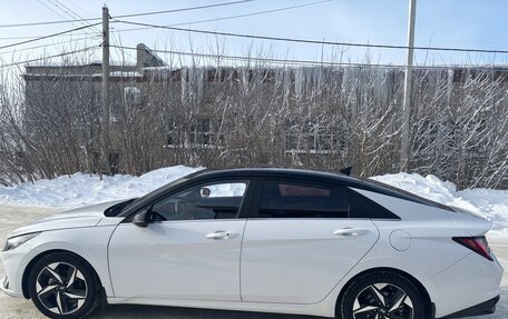 Hyundai Elantra, 2020 год, 2 200 000 рублей, 3 фотография