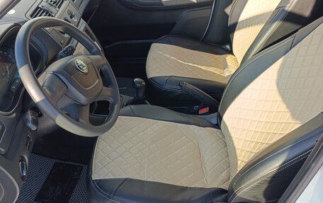 Skoda Fabia II, 2011 год, 320 000 рублей, 19 фотография