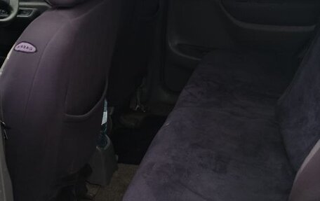 Suzuki Swift II, 2000 год, 285 000 рублей, 12 фотография