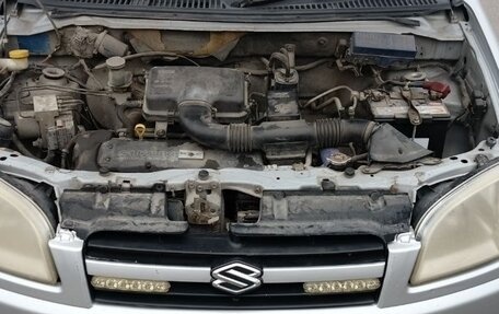 Suzuki Swift II, 2000 год, 285 000 рублей, 13 фотография