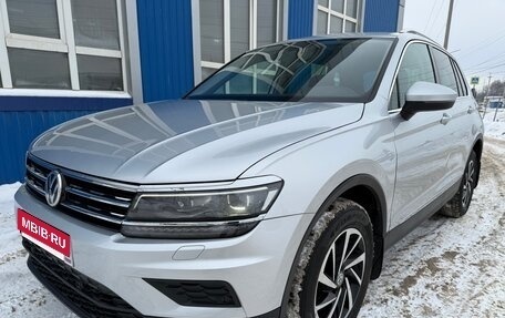 Volkswagen Tiguan II, 2017 год, 2 050 000 рублей, 2 фотография