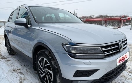 Volkswagen Tiguan II, 2017 год, 2 050 000 рублей, 3 фотография