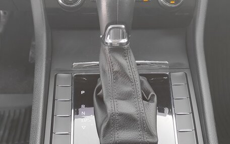 Skoda Superb III рестайлинг, 2019 год, 2 140 000 рублей, 22 фотография