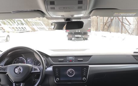 Skoda Superb III рестайлинг, 2019 год, 2 140 000 рублей, 17 фотография