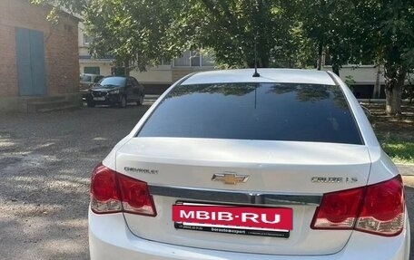 Chevrolet Cruze II, 2011 год, 700 000 рублей, 2 фотография