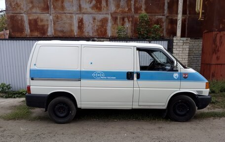 Volkswagen Transporter T4, 1997 год, 900 000 рублей, 1 фотография