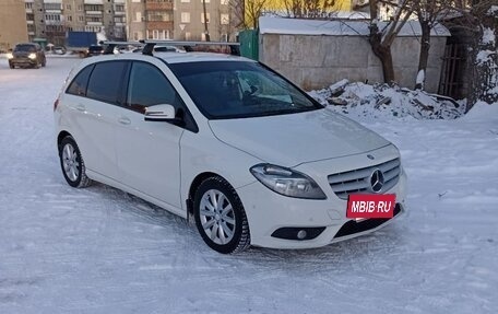 Mercedes-Benz B-Класс, 2012 год, 1 200 000 рублей, 3 фотография