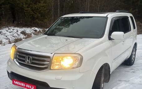 Honda Pilot III рестайлинг, 2013 год, 2 400 000 рублей, 4 фотография