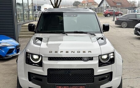 Land Rover Defender II, 2025 год, 32 990 000 рублей, 2 фотография