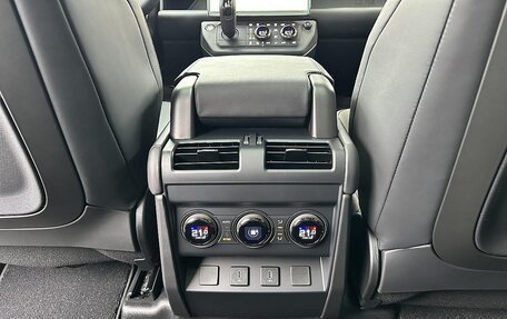 Land Rover Defender II, 2025 год, 32 990 000 рублей, 9 фотография