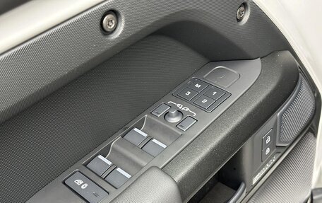 Land Rover Defender II, 2025 год, 32 990 000 рублей, 13 фотография