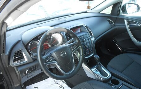 Opel Astra J, 2010 год, 620 000 рублей, 9 фотография