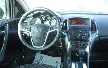 Opel Astra J, 2010 год, 620 000 рублей, 10 фотография