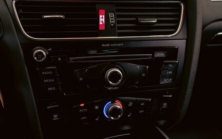 Audi A4, 2012 год, 1 395 000 рублей, 15 фотография