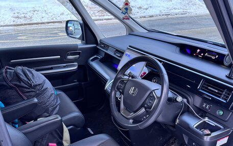 Honda Stepwgn IV, 2018 год, 2 400 000 рублей, 13 фотография